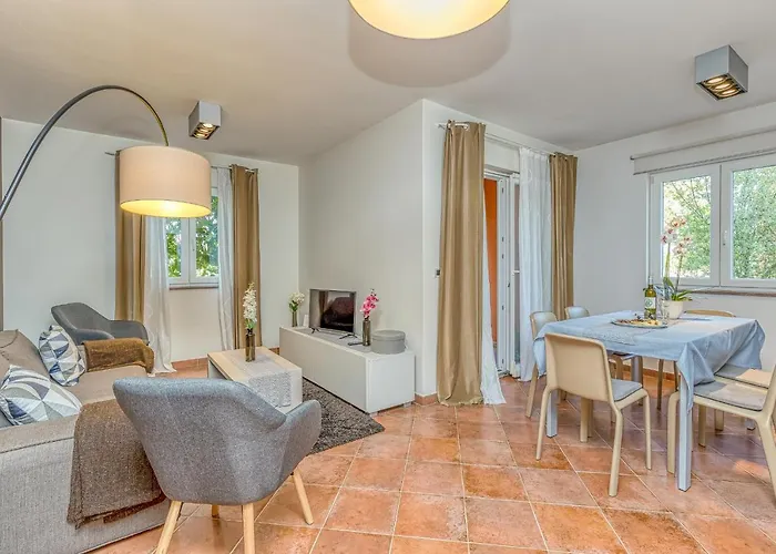 Terra Apartment *